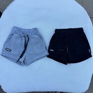 nununu boys Shorts Bundle, size 4-5, black + gray